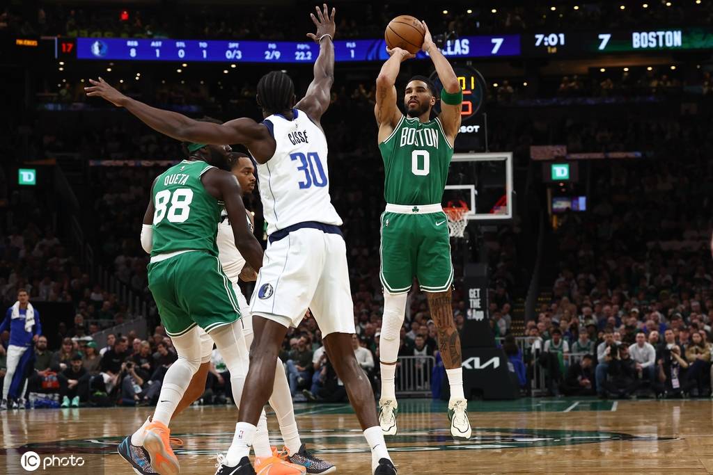 塔图姆复出15+12+7布朗24+7+7 绿军送独行侠六连败